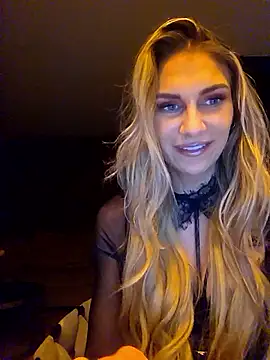 Melody1600 online show from March 27, 2026, 11:38 pm