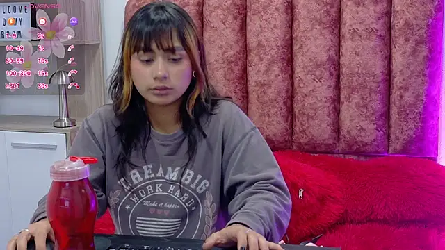 Snapshot of Conejita_420 chatting on November 11, 2025, 8:03 pm Conejita 420 online show from November 11, 2025, 8:03 pm