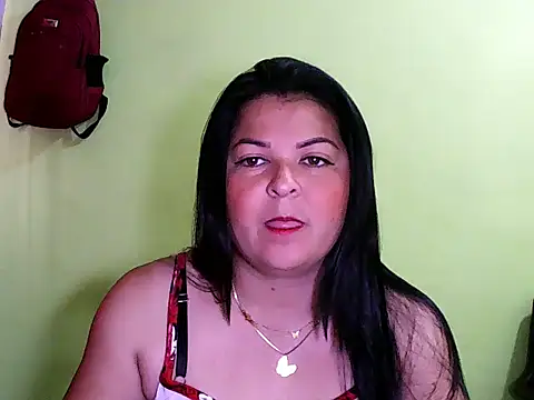 Snapshot of anapaulaa chatting on October 24, 2025, 5:45 pm anapaulaa online show from October 24, 2025, 5:45 pm