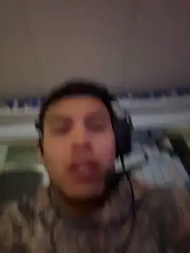 StrokingDaddy4 online show from April 17, 2026, 10:29 am