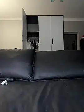 Yiyi-707 online show from March 23, 2026, 11:43 am