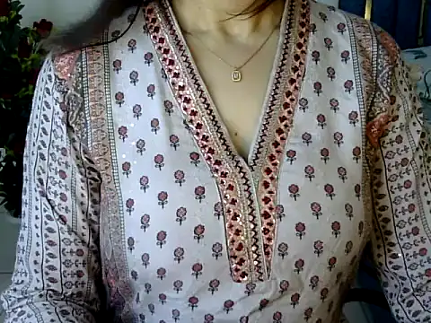 Snapshot of Rumi_cute chatting on April 22, 2026, 3:30 pm Rumi cute online show from April 22, 2026, 3:30 pm