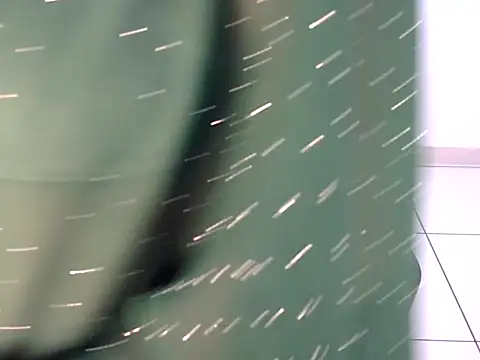 Rumi cute online show from December 15, 2025, 10:32 am