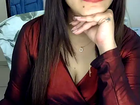 Snapshot of Rumi_cute chatting on February 14, 2026, 7:47 pm Rumi cute online show from February 14, 2026, 7:47 pm