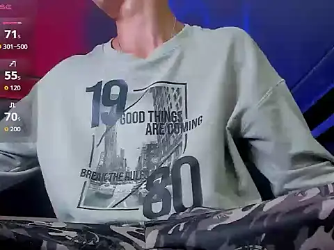 Damartinez27 online show from November 30, 2025, 11:44 am