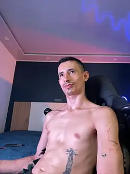 Damartinez27 online show from September 22, 2025, 6:47 pm