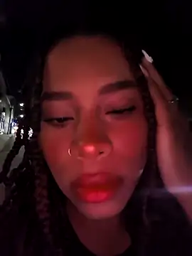 Mia-sensual online show from October 9, 2025, 4:35 am