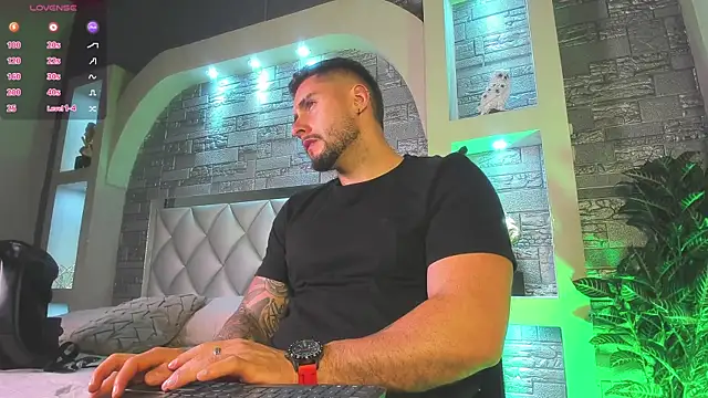 dominic de luca online show from October 13, 2025, 12:34 am