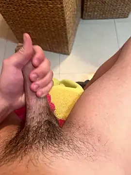 chico joven07 online show from January 9, 2026, 1:34 am