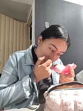 Venus Rivers online show from November 26, 2025, 1:11 pm