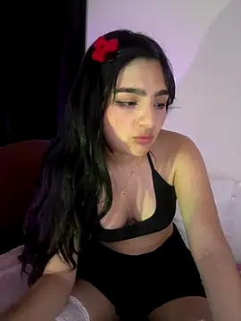 Clementyne30 online show from November 15, 2025, 11:42 pm