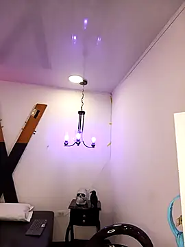 SpencerMontgomery online show from November 24, 2025, 7:14 pm