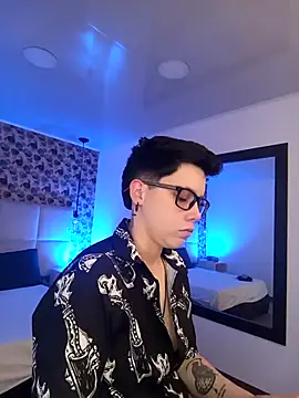 SpencerMontgomery online show from October 24, 2025, 7:13 pm