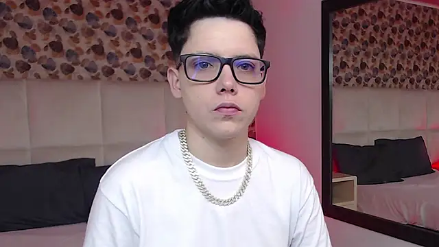 SpencerMontgomery online show from October 12, 2025, 4:41 pm