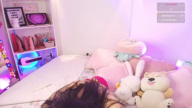 justonecute online show from March 11, 2026, 2:27 am