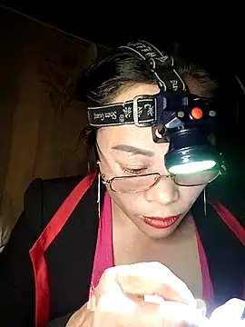 CoMay003 online show from February 6, 2026, 3:08 pm