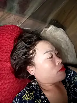 Snapshot of CoMay003 chatting on December 20, 2025, 1:25 pm CoMay003 online show from December 20, 2025, 1:25 pm