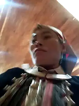 Snapshot of CoMay003 chatting on December 4, 2025, 6:01 am CoMay003 online show from December 4, 2025, 6:01 am