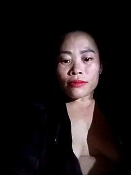 CoMay003 online show from October 1, 2025, 1:04 pm