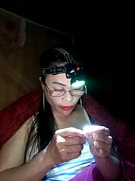 Snapshot of CoMay003 chatting on December 22, 2025, 2:39 pm CoMay003 online show from December 22, 2025, 2:39 pm