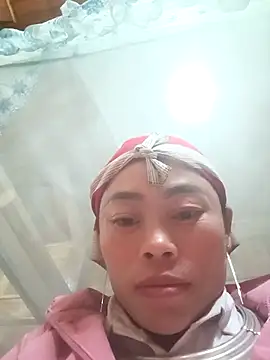 CoMay003 online show from February 3, 2026, 10:53 am