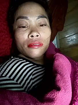 Snapshot of CoMay003 chatting on January 14, 2026, 5:05 pm CoMay003 online show from January 14, 2026, 5:05 pm