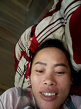 CoMay003 online show from September 28, 2025, 1:40 pm