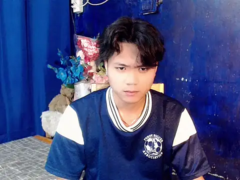 youre BabyBoy online show from November 9, 2025, 4:38 am