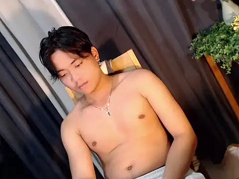 youre BabyBoy online show from November 27, 2025, 4:29 pm