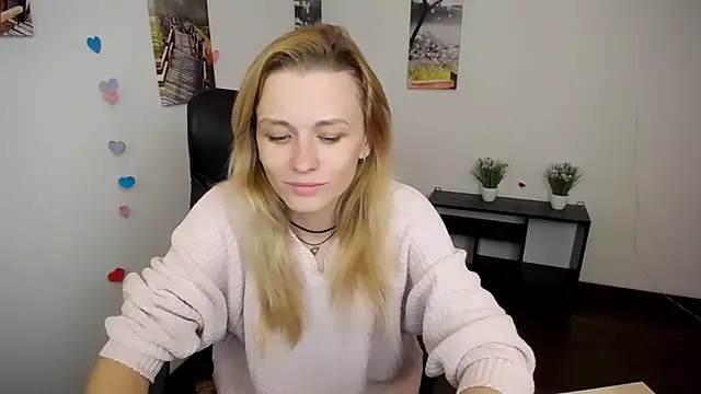 PeppyMia online show from October 11, 2025, 6:58 am