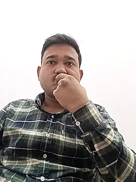 Snapshot of VadodaraBBC chatting on February 19, 2026, 5:15 am VadodaraBBC online show from February 19, 2026, 5:15 am