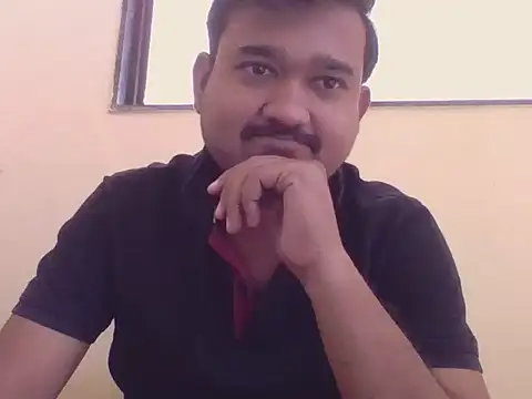 Snapshot of VadodaraBBC chatting on February 14, 2026, 8:14 am VadodaraBBC online show from February 14, 2026, 8:14 am