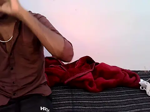 Snapshot of Giveaway_baby chatting on October 15, 2025, 1:04 am Giveaway baby online show from October 15, 2025, 1:04 am