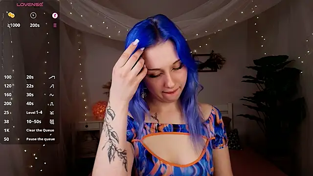 CatEyePro online show from April 21, 2026, 2:03 am