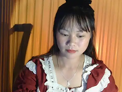 Sisi dy01 online show from October 4, 2025, 12:28 pm