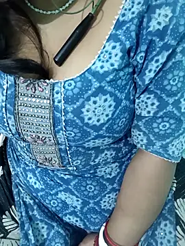 Snapshot of Anjali-bhabhi chatting on November 4, 2025, 10:46 pm Anjali-bhabhi online show from November 4, 2025, 10:46 pm