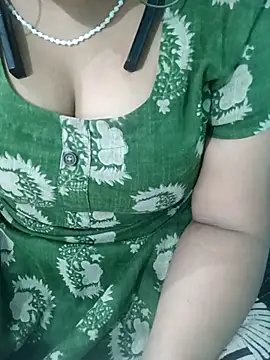 Snapshot of Anjali-bhabhi chatting on November 1, 2025, 9:36 am Anjali-bhabhi online show from November 1, 2025, 9:36 am