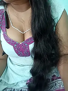 Snapshot of Anjali-bhabhi chatting on October 4, 2025, 9:22 am Anjali-bhabhi online show from October 4, 2025, 9:22 am