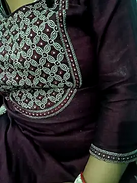 Snapshot of Anjali-bhabhi chatting on November 6, 2025, 6:01 pm Anjali-bhabhi online show from November 6, 2025, 6:01 pm