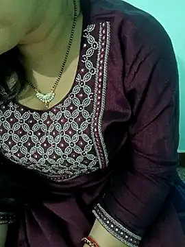 Snapshot of Anjali-bhabhi chatting on October 22, 2025, 9:35 pm Anjali-bhabhi online show from October 22, 2025, 9:35 pm