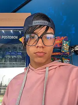 diegoand0911 online show from April 3, 2026, 2:56 pm