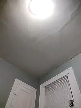 Snapshot of 77daddydick chatting on November 19, 2025, 8:14 am 77daddydick online show from November 19, 2025, 8:14 am