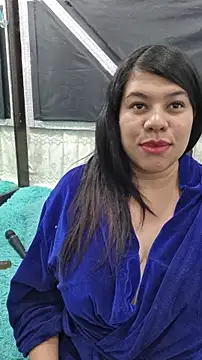 ALMAWHITE online show from November 21, 2025, 4:17 pm