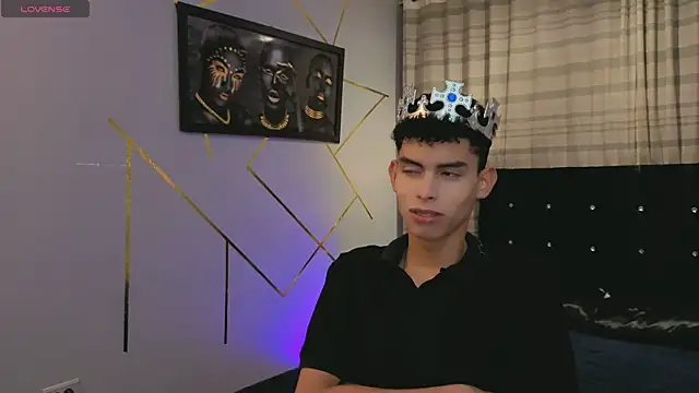 Room 69x online show from October 22, 2025, 9:13 pm