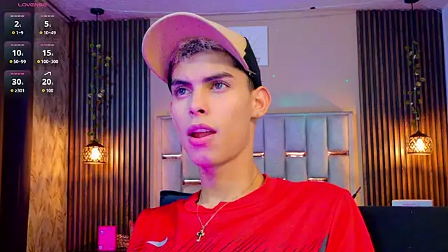 Room 69x online show from April 9, 2026, 9:21 pm