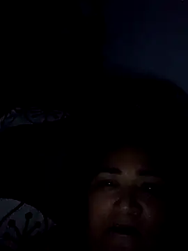 linda luna29 online show from October 22, 2025, 4:23 am