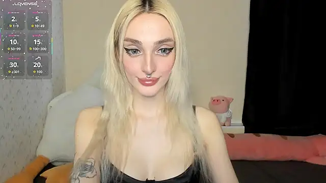 succubantra online show from March 11, 2026, 12:43 pm