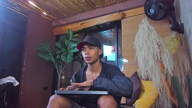 AlanCutee online show from December 3, 2025, 11:20 am