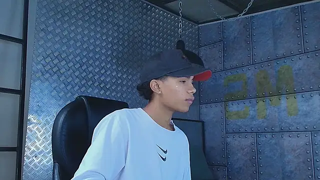 AlanCutee online show from September 28, 2025, 11:50 am