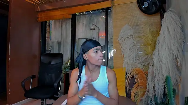 AlanCutee online show from December 18, 2025, 12:31 pm